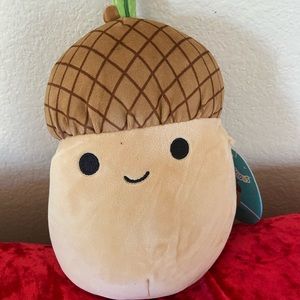 Mac the Acorn Squishmallows 7”